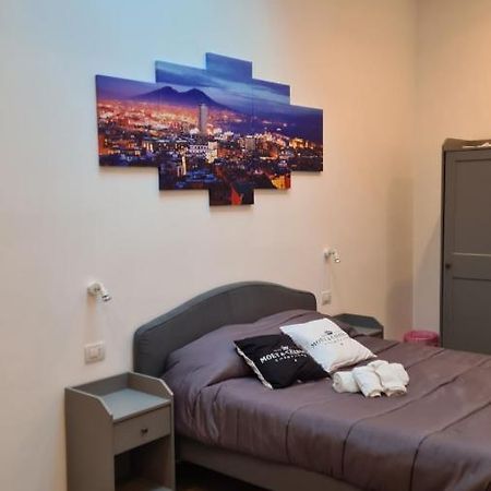 נאפולי Morra'S Room מראה חיצוני תמונה