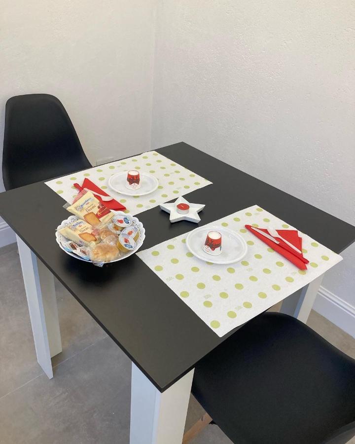 נאפולי Morra'S Room מראה חיצוני תמונה